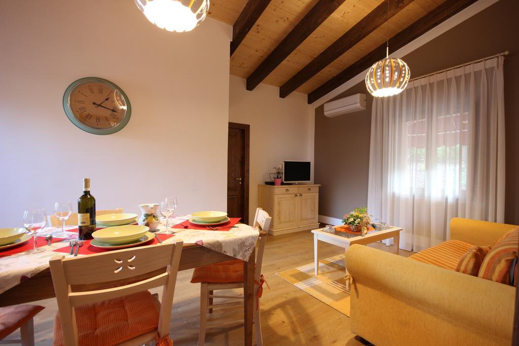 Residence Villa Rosi Laureana Cilento エクステリア 写真