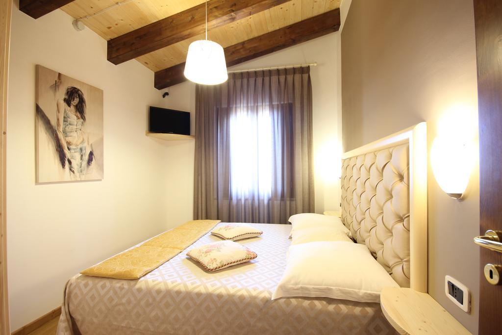 Residence Villa Rosi Laureana Cilento エクステリア 写真